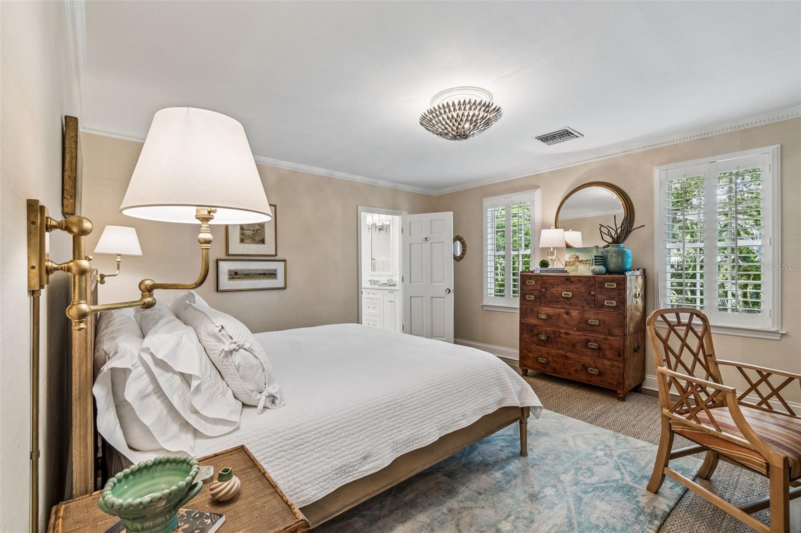 Image 43 of 71 For 3011 Hawthorne Road