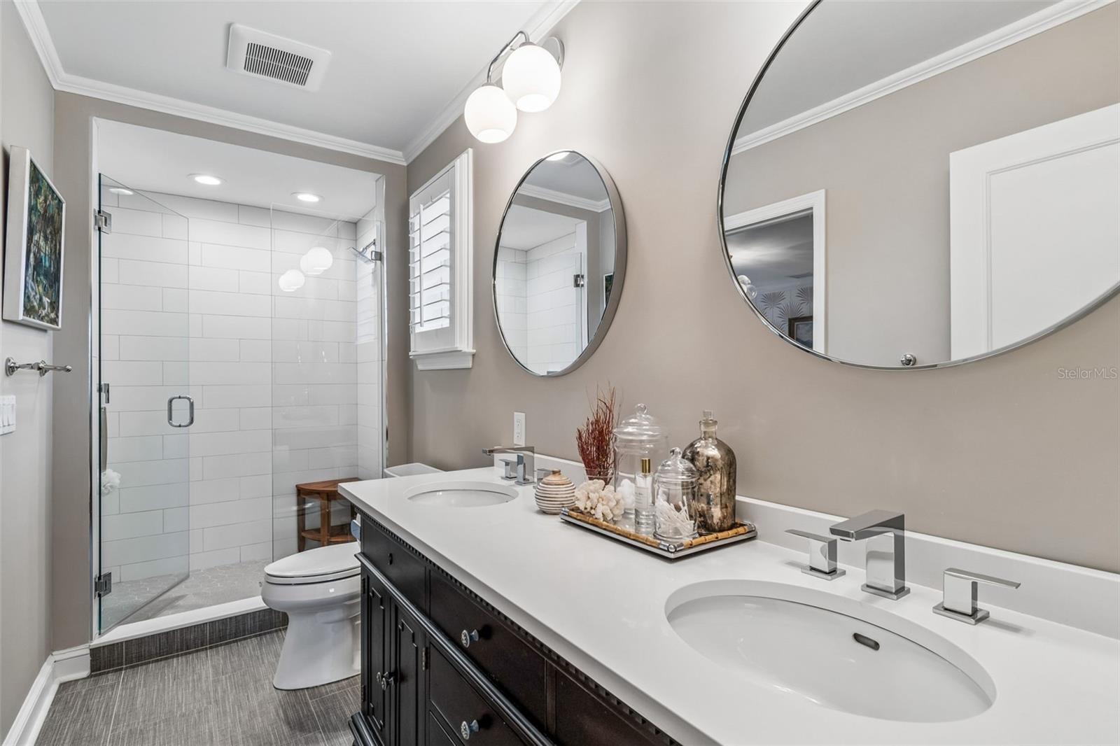 Image 49 of 71 For 3011 Hawthorne Road