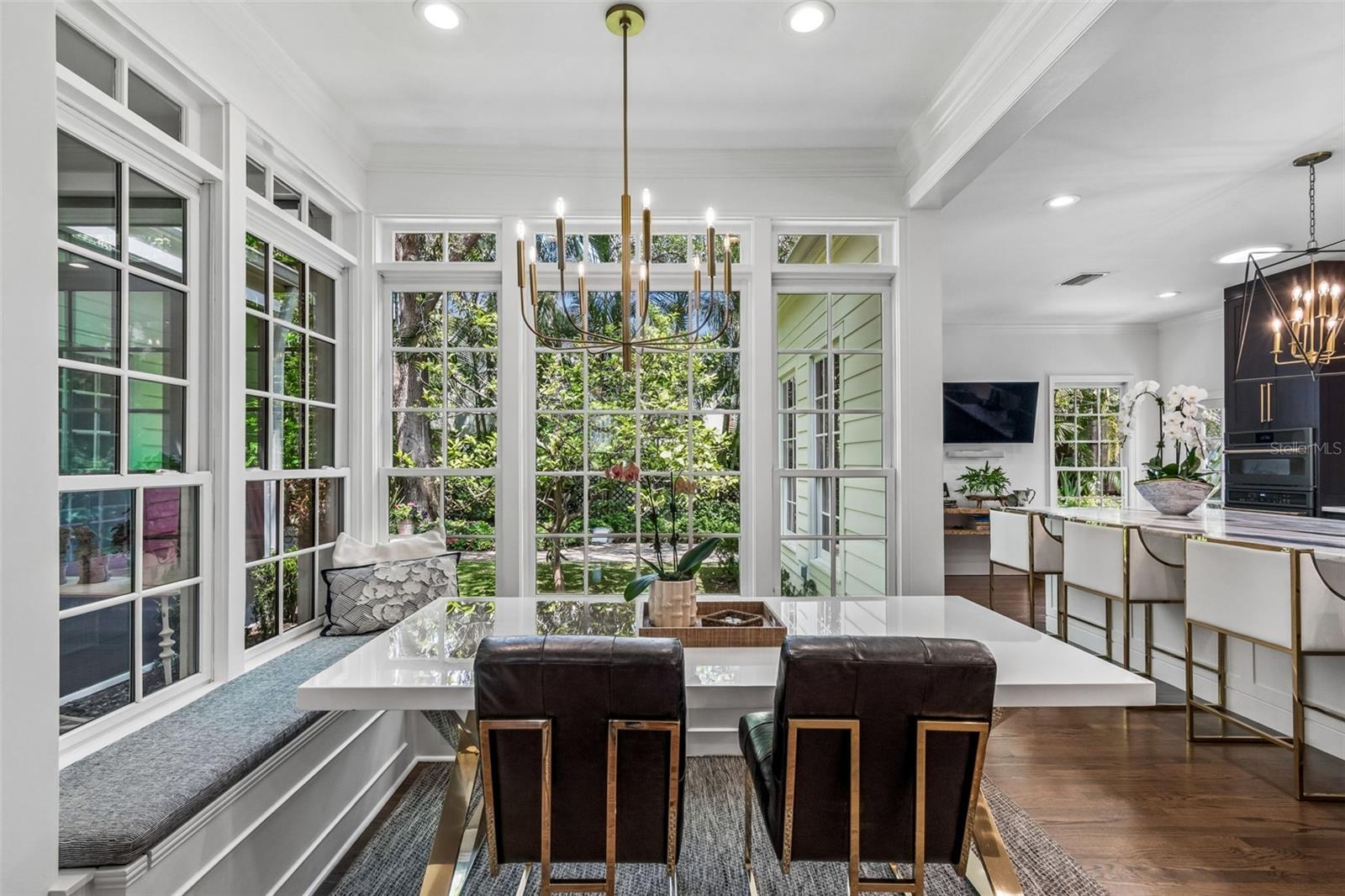 Image 5 of 71 For 3011 Hawthorne Road