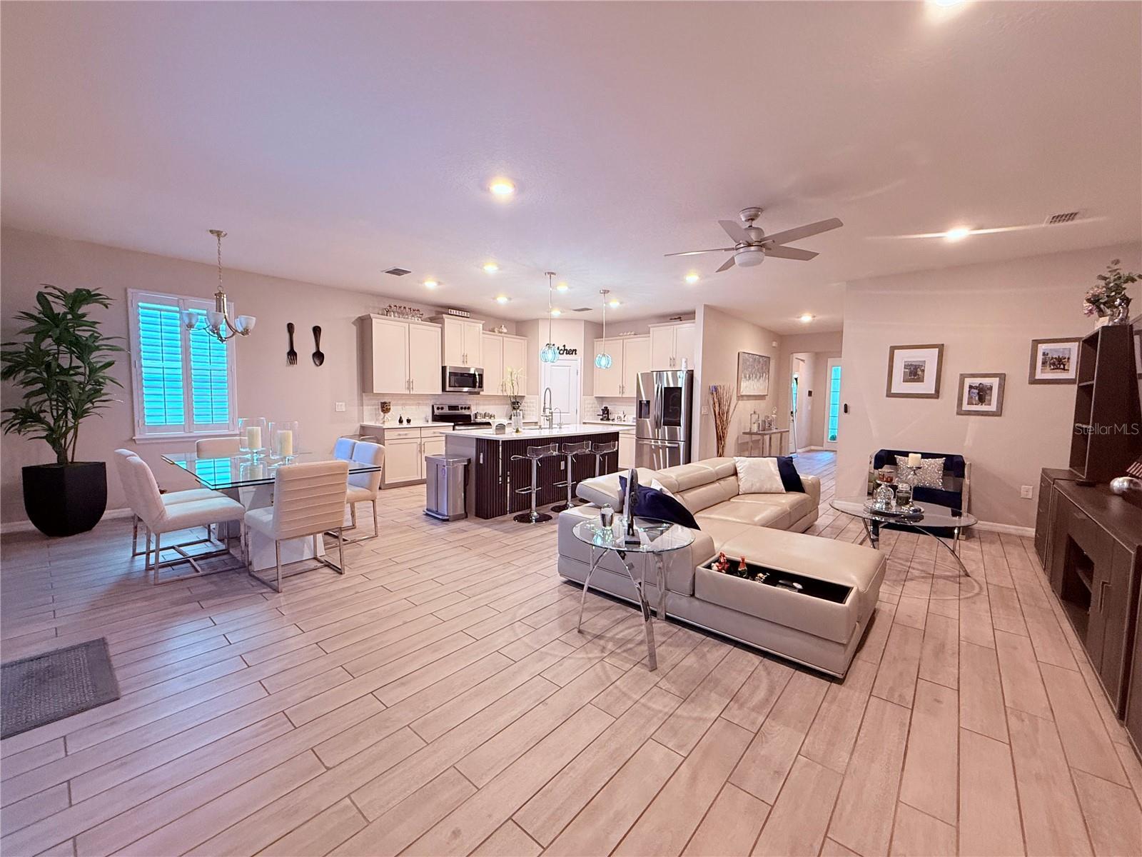 Image 19 of 37 For 8321 Praise Drive