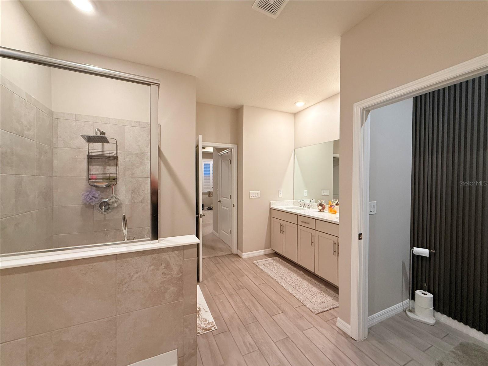 Image 27 of 37 For 8321 Praise Drive