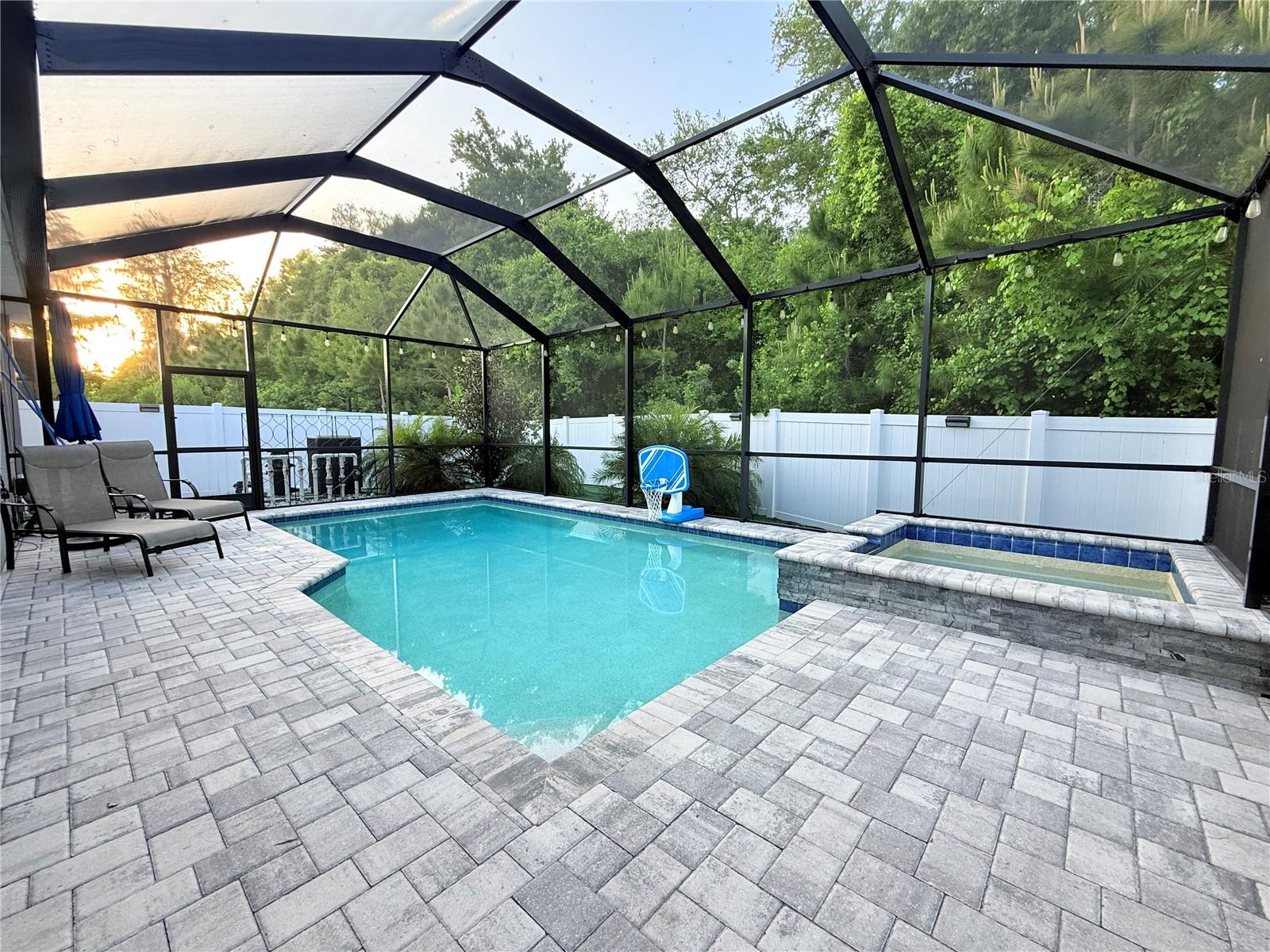 Image 32 of 37 For 8321 Praise Drive