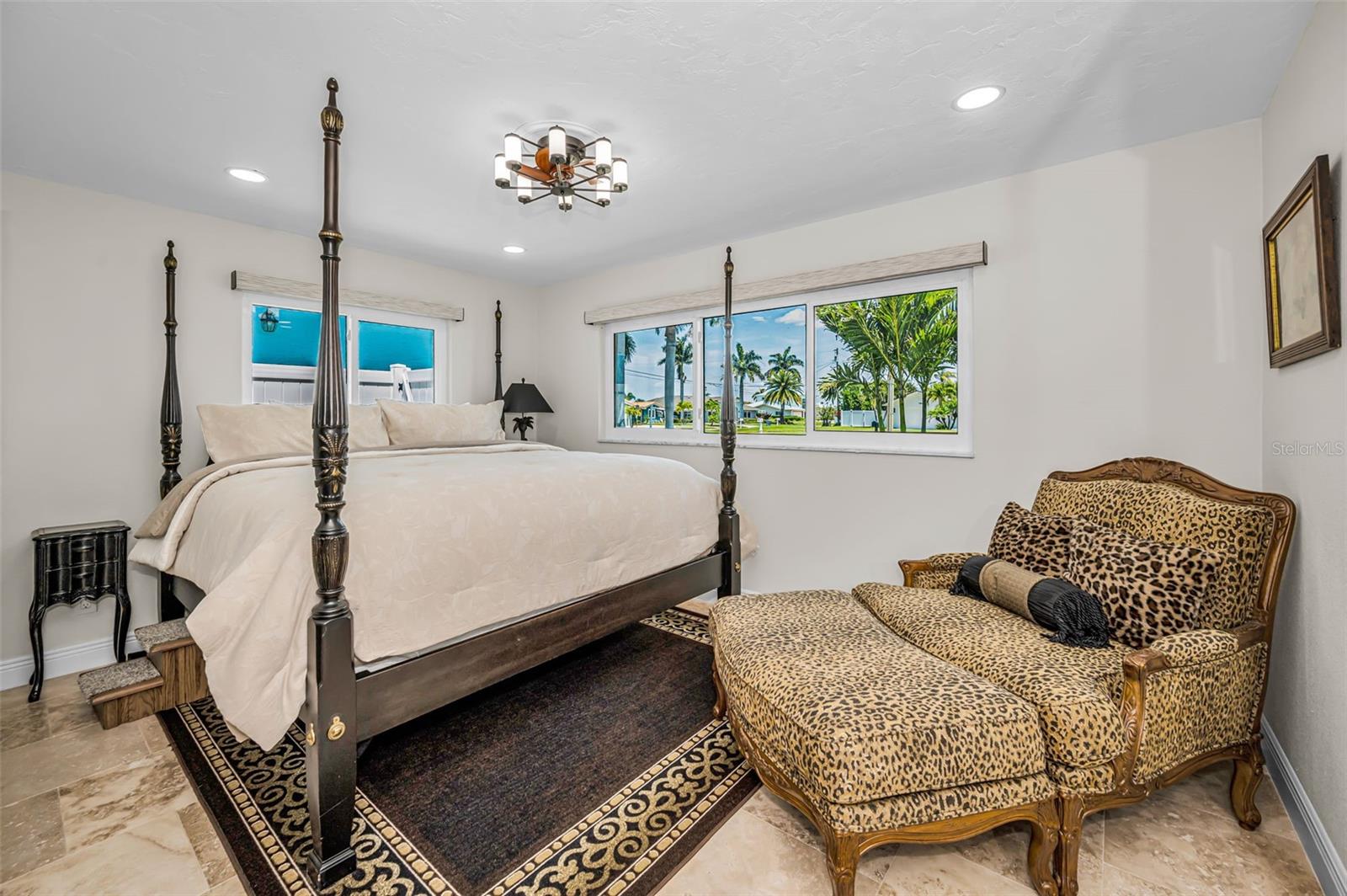 Image 21 of 58 For 11800 7th Street E