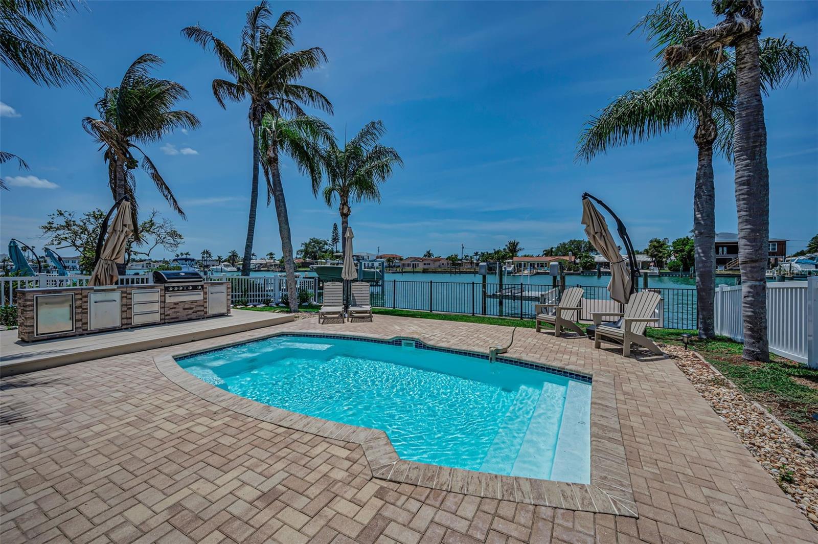 Image 26 of 58 For 11800 7th Street E