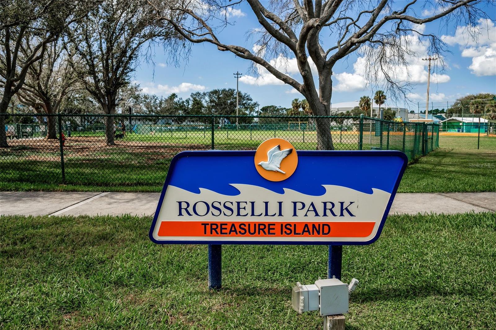 Image 47 of 58 For 11800 7th Street E