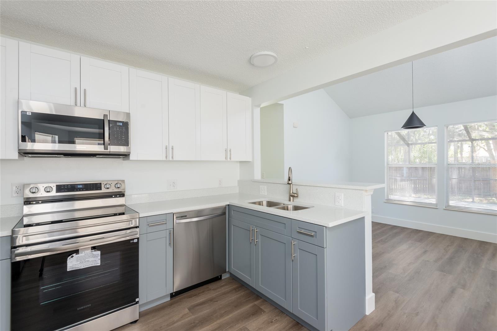 Image 18 of 31 For 4002 Quail Briar Drive