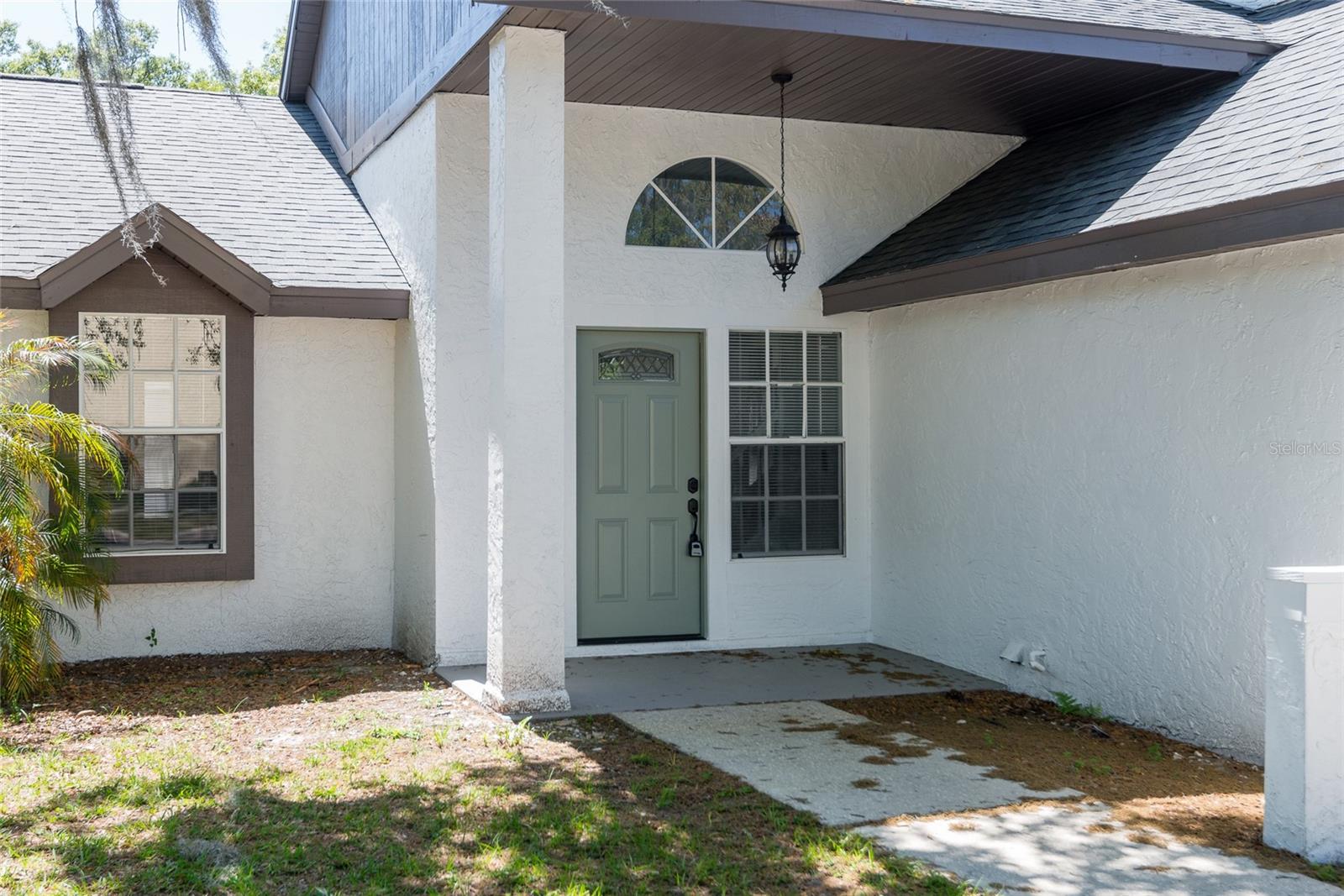 Image 3 of 31 For 4002 Quail Briar Drive