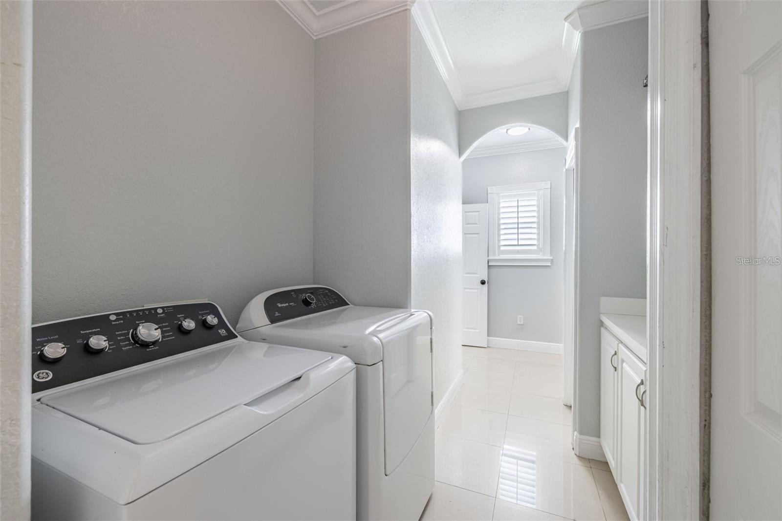 Image 17 of 19 For 2323 Cherry Street