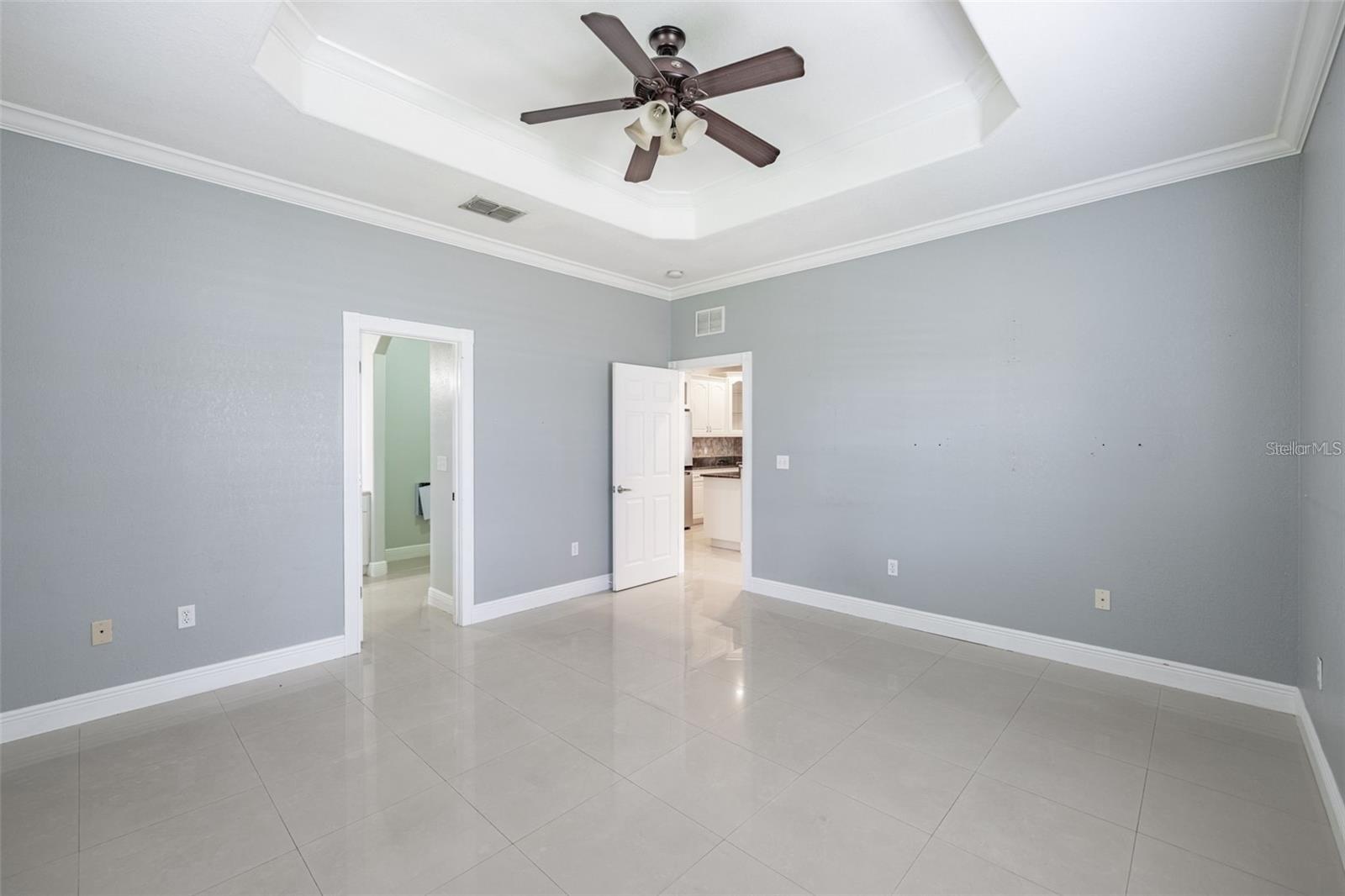 Image 8 of 19 For 2323 Cherry Street