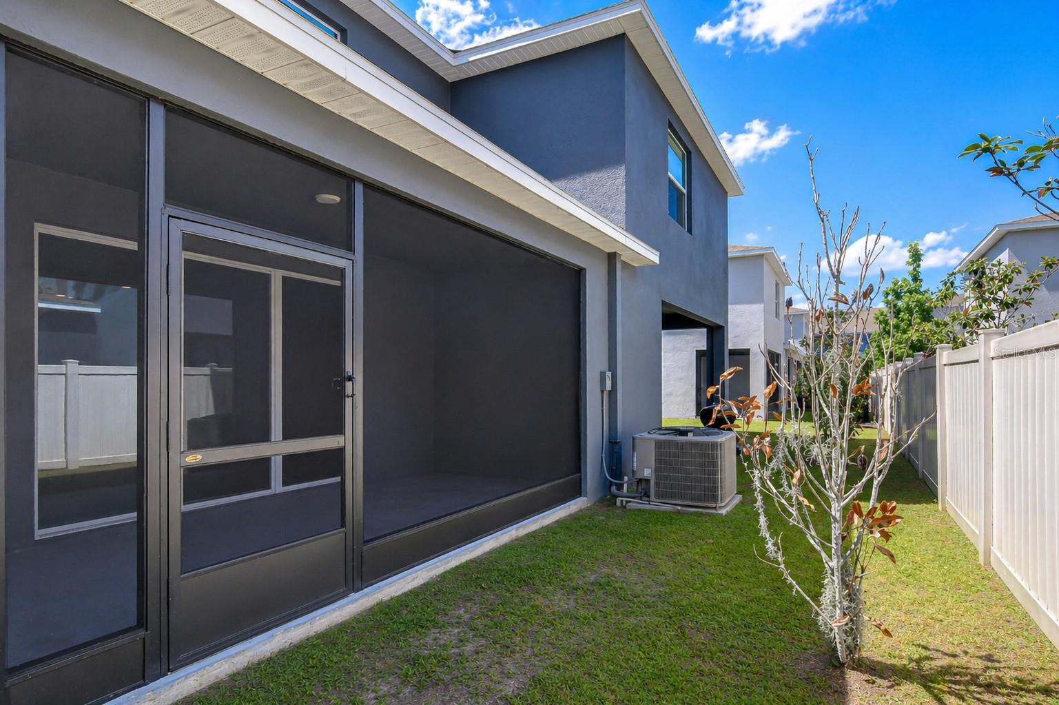 Image 22 of 38 For 2928 Beluga Bay Drive