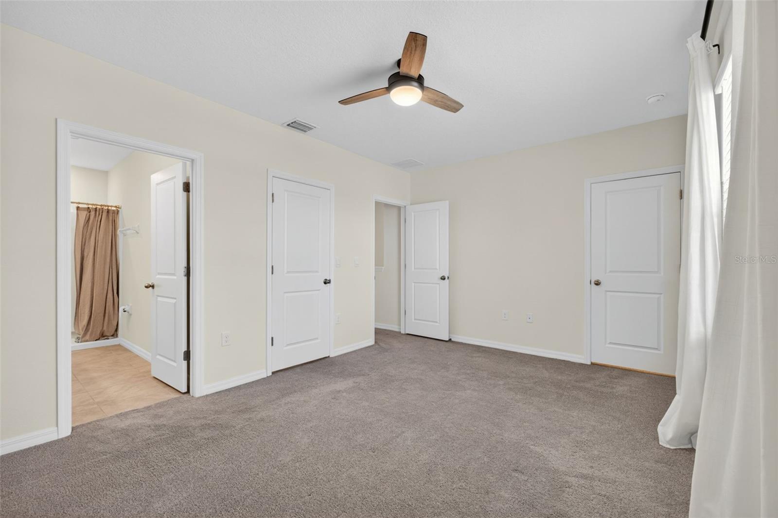 Image 33 of 75 For 33105 Major Oak Drive