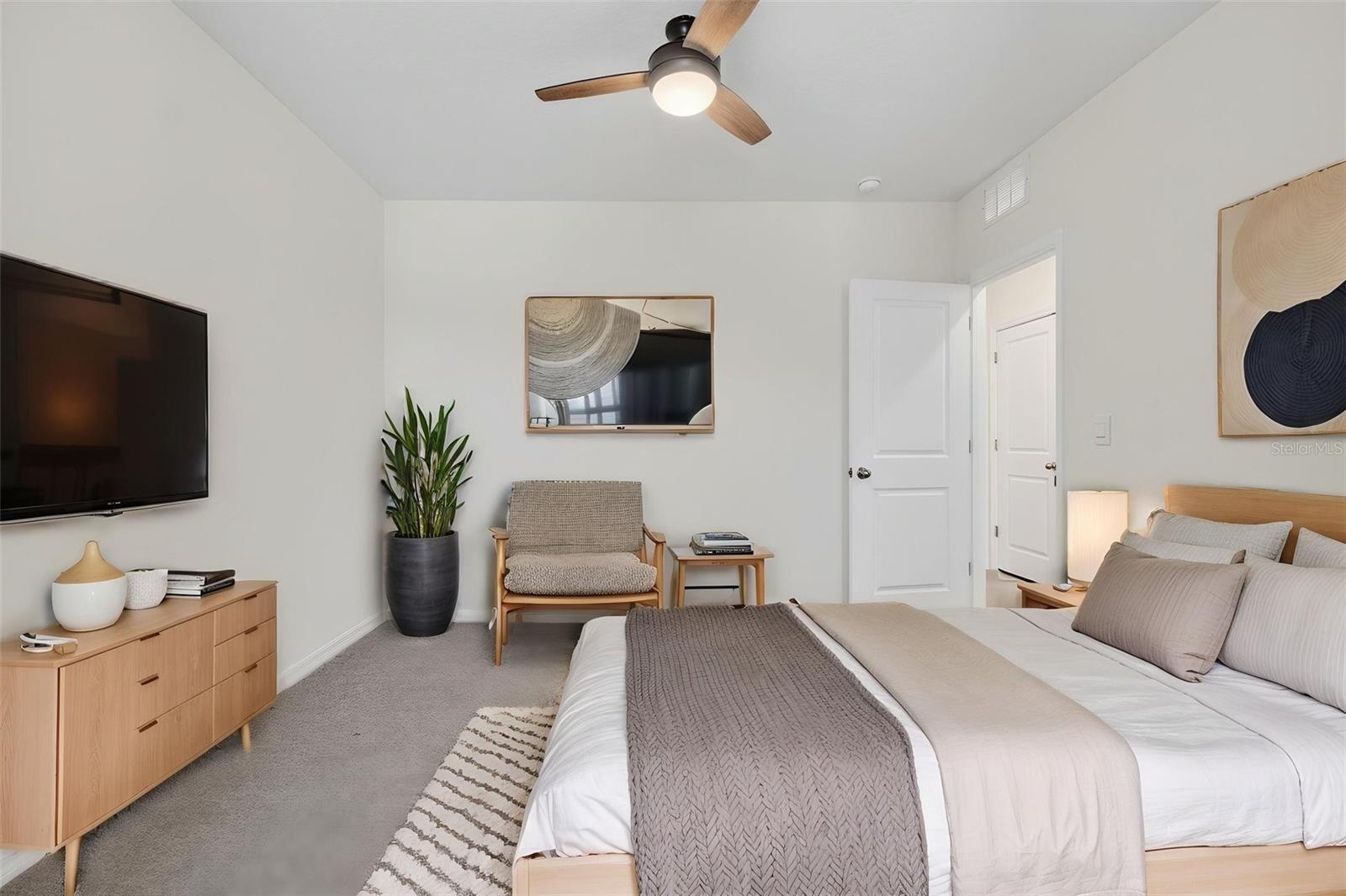 Image 48 of 75 For 33105 Major Oak Drive