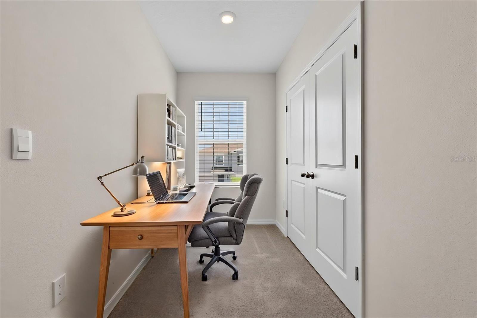 Image 50 of 75 For 33105 Major Oak Drive