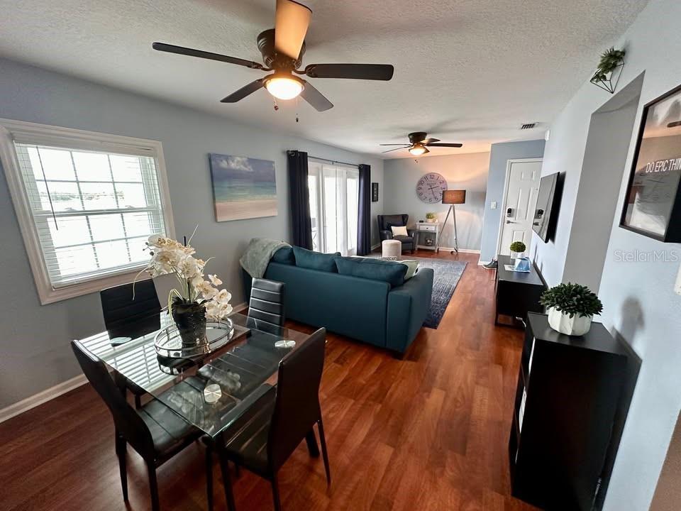 Image 3 of 35 For 5107 Salmon Drive Se C