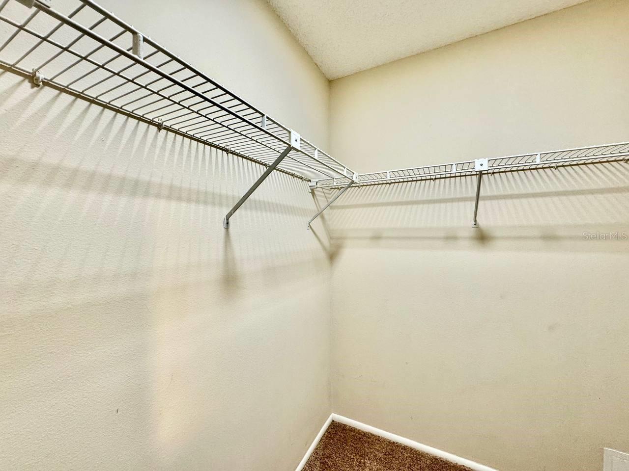 Image 21 of 37 For 2333 Feather Sound Drive B503