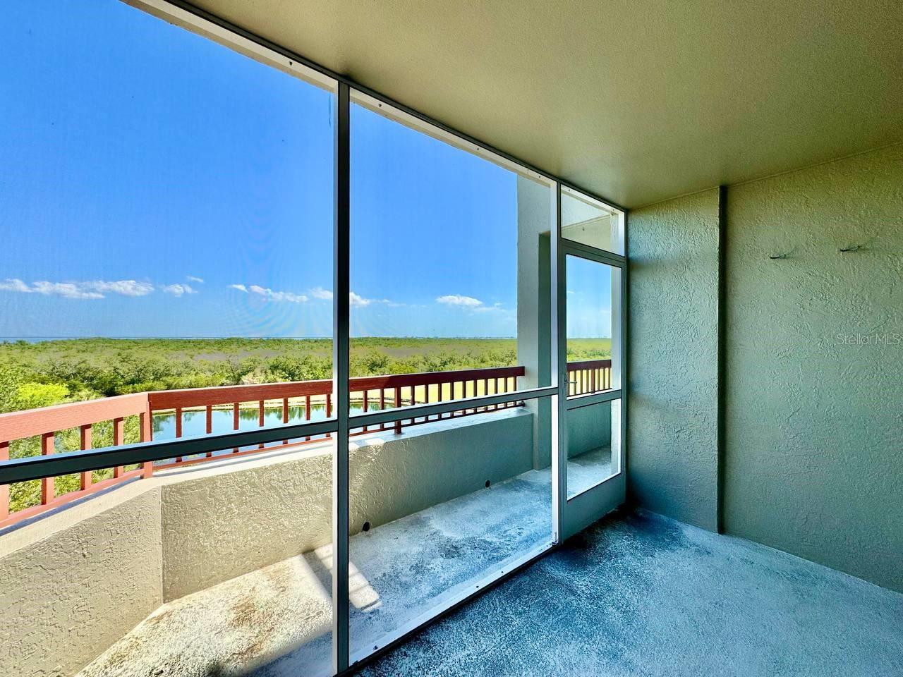 Image 24 of 37 For 2333 Feather Sound Drive B503