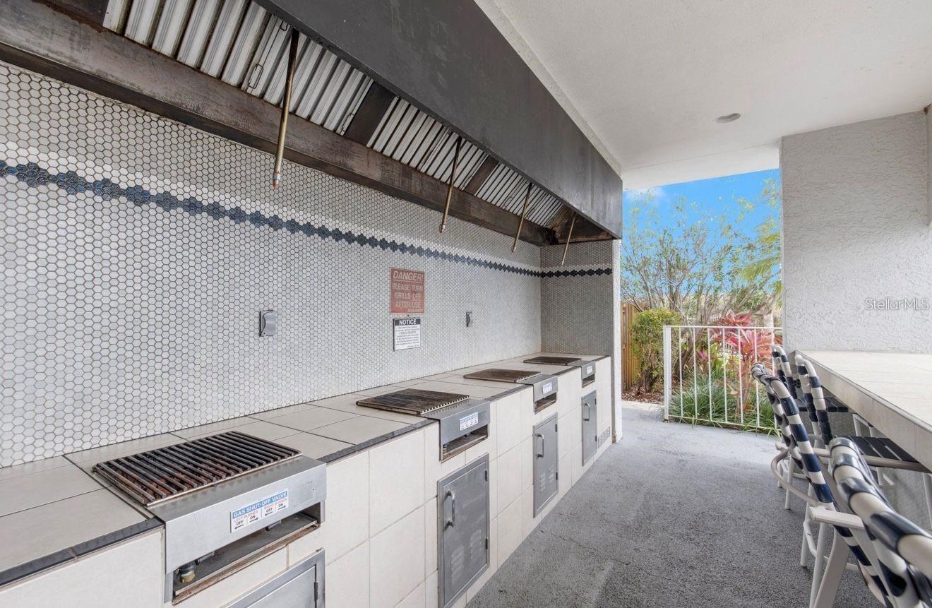 Image 33 of 37 For 2333 Feather Sound Drive B503