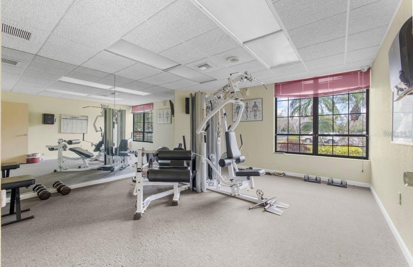 Image 36 of 37 For 2333 Feather Sound Drive B503