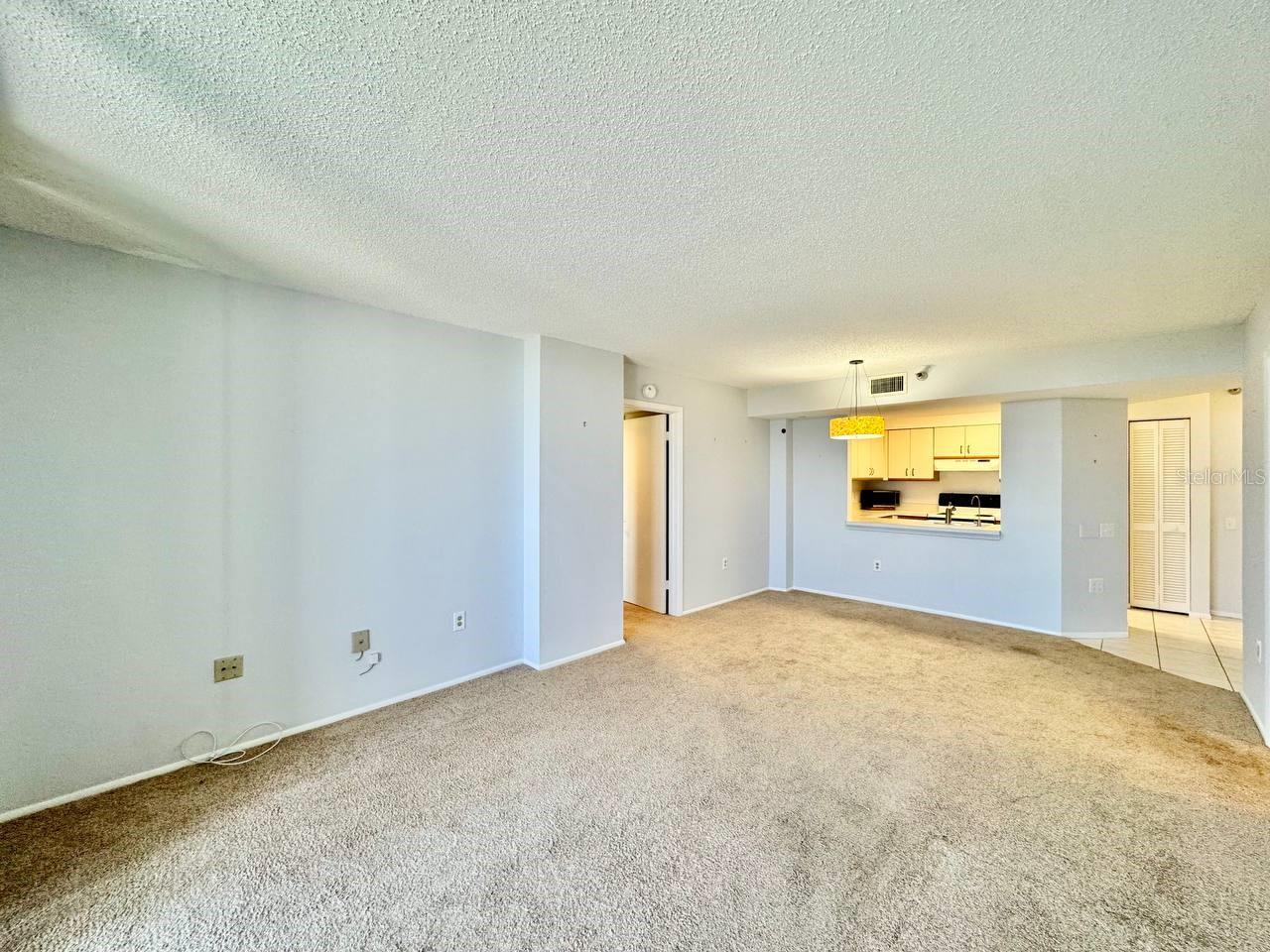 Image 7 of 37 For 2333 Feather Sound Drive B503