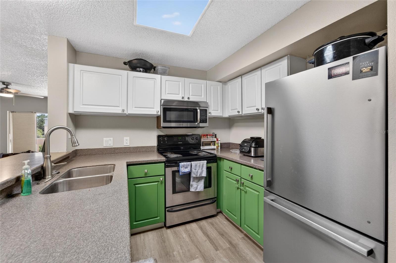 Image 13 of 58 For 115 112th Avenue Ne 406
