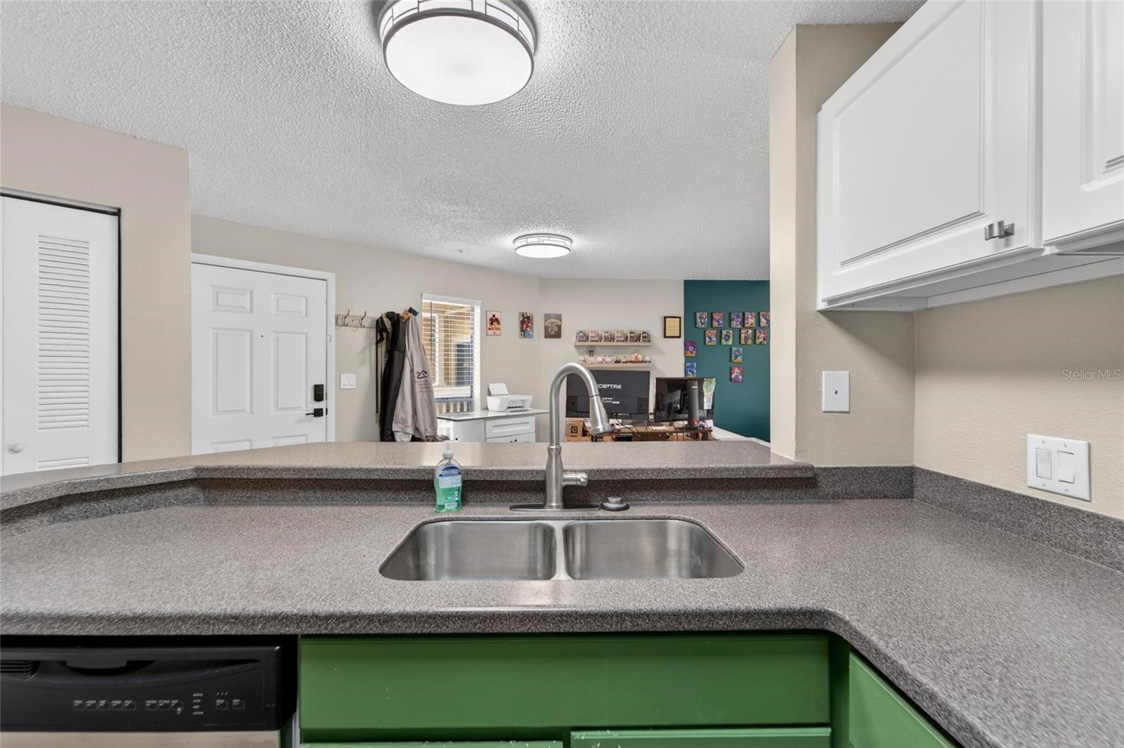 Image 15 of 58 For 115 112th Avenue Ne 406