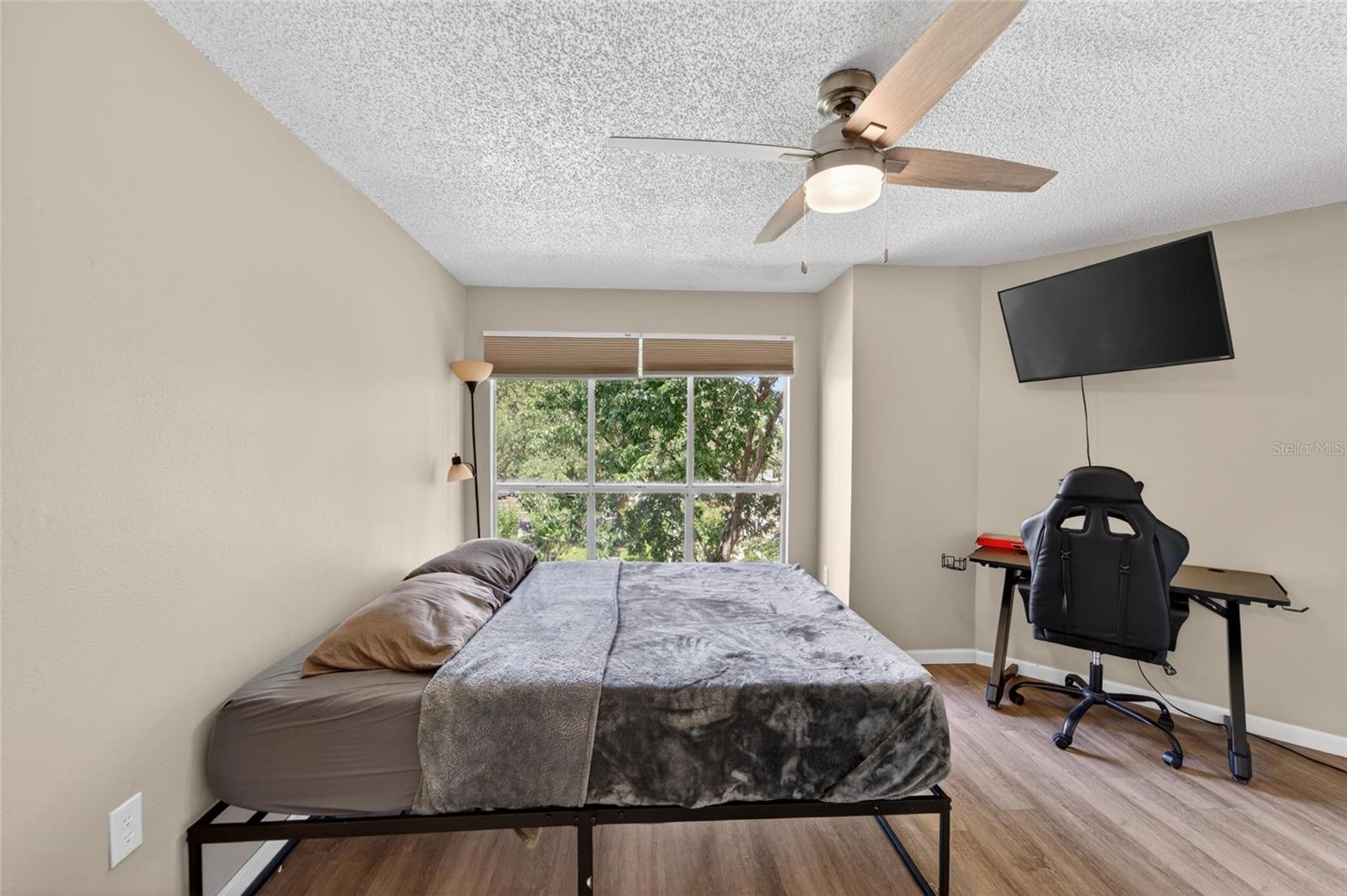 Image 36 of 58 For 115 112th Avenue Ne 406