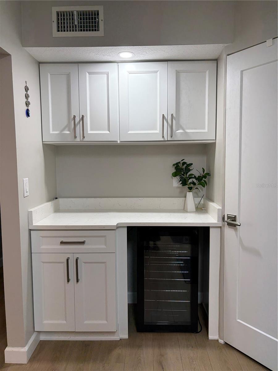 Image 6 of 17 For 1225 Pine Ridge Circle W C1