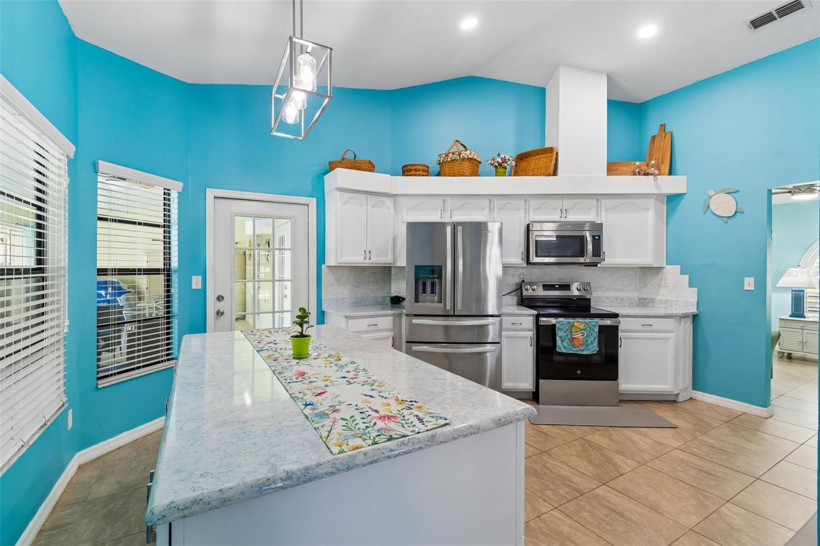 Image 23 of 93 For 8930 Brooker Drive