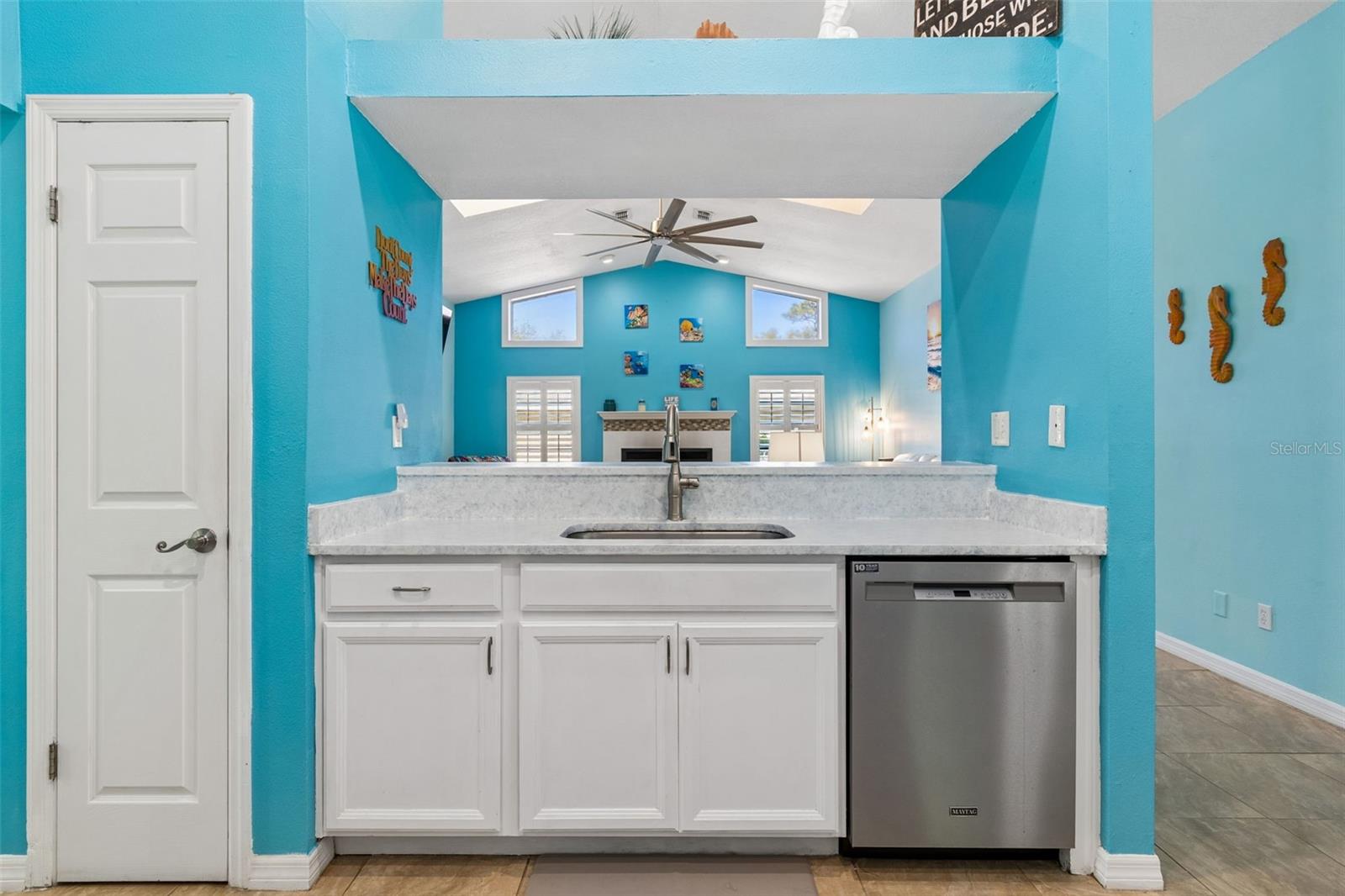 Image 30 of 93 For 8930 Brooker Drive