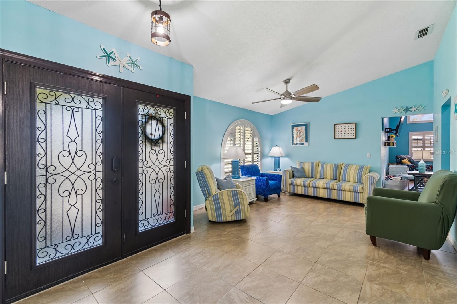 Image 5 of 93 For 8930 Brooker Drive