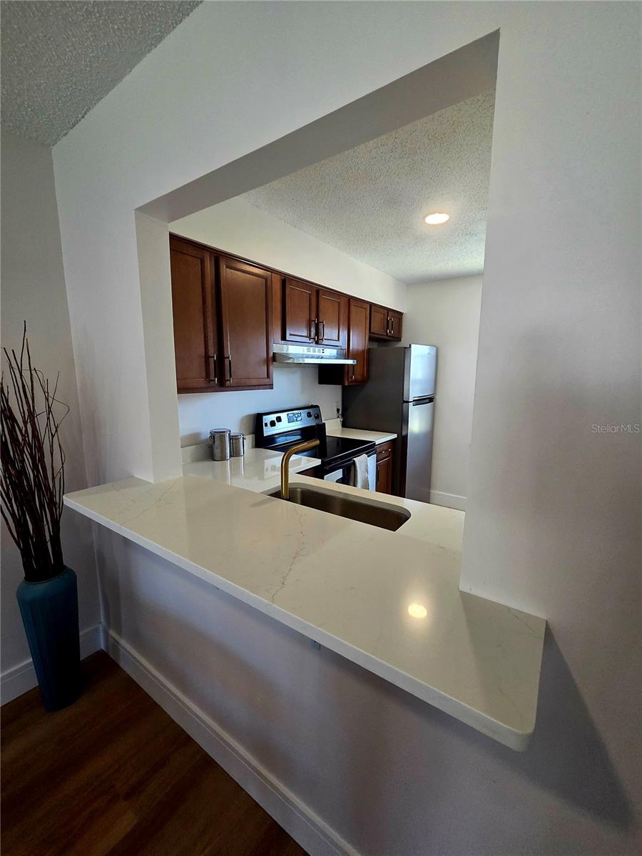 Image 2 of 22 For 13719 Mission Oaks Boulevard 0