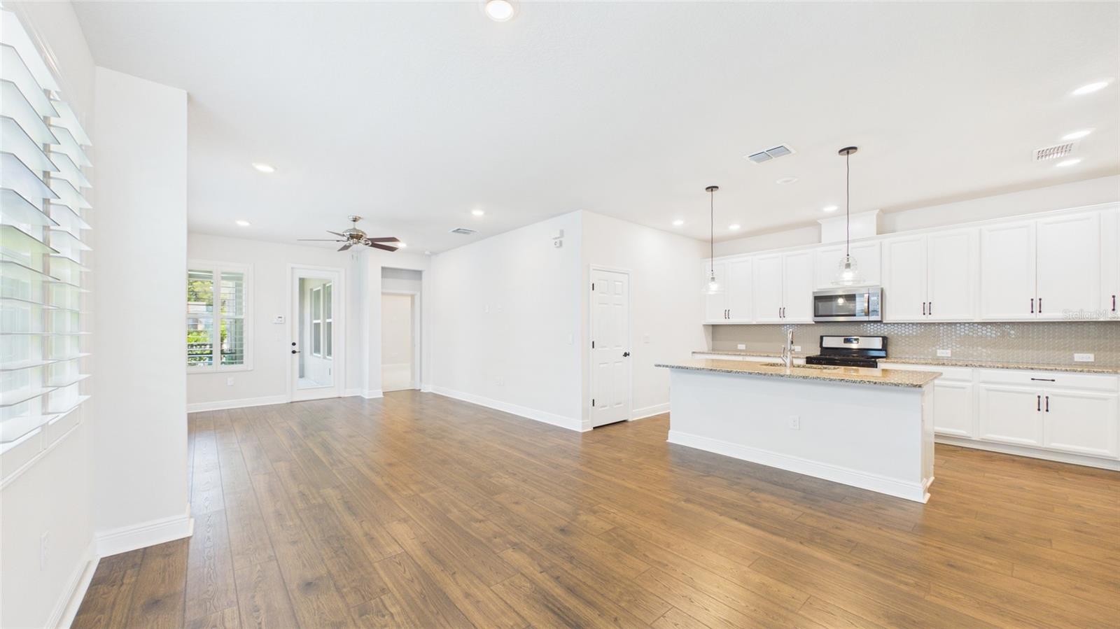 Image 20 of 70 For 13890 Kingfisher Glen Drive