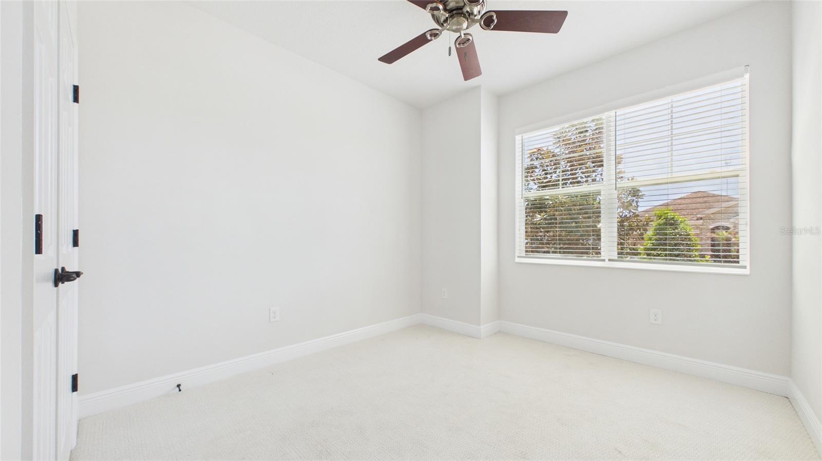 Image 39 of 70 For 13890 Kingfisher Glen Drive