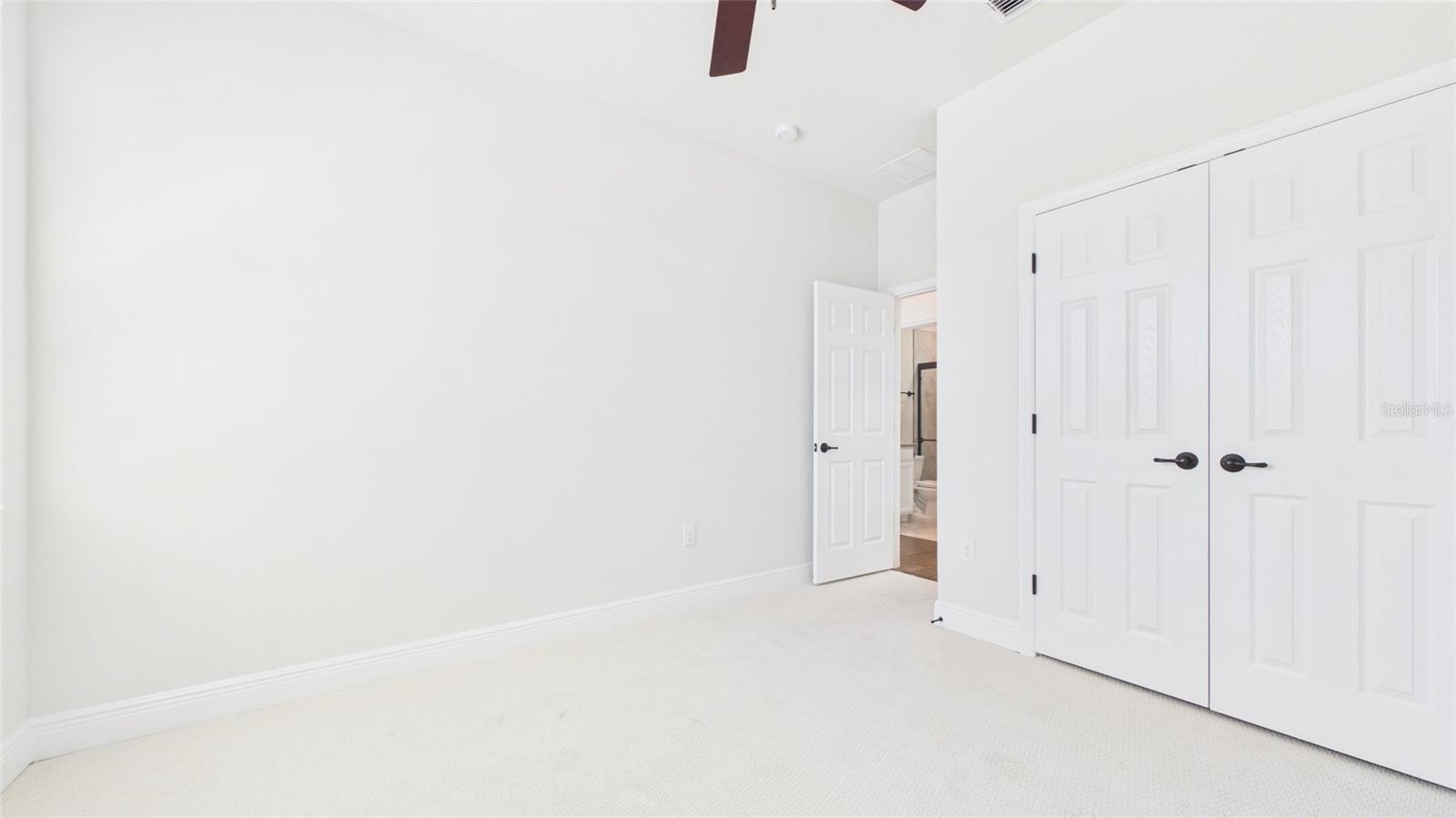 Image 41 of 70 For 13890 Kingfisher Glen Drive