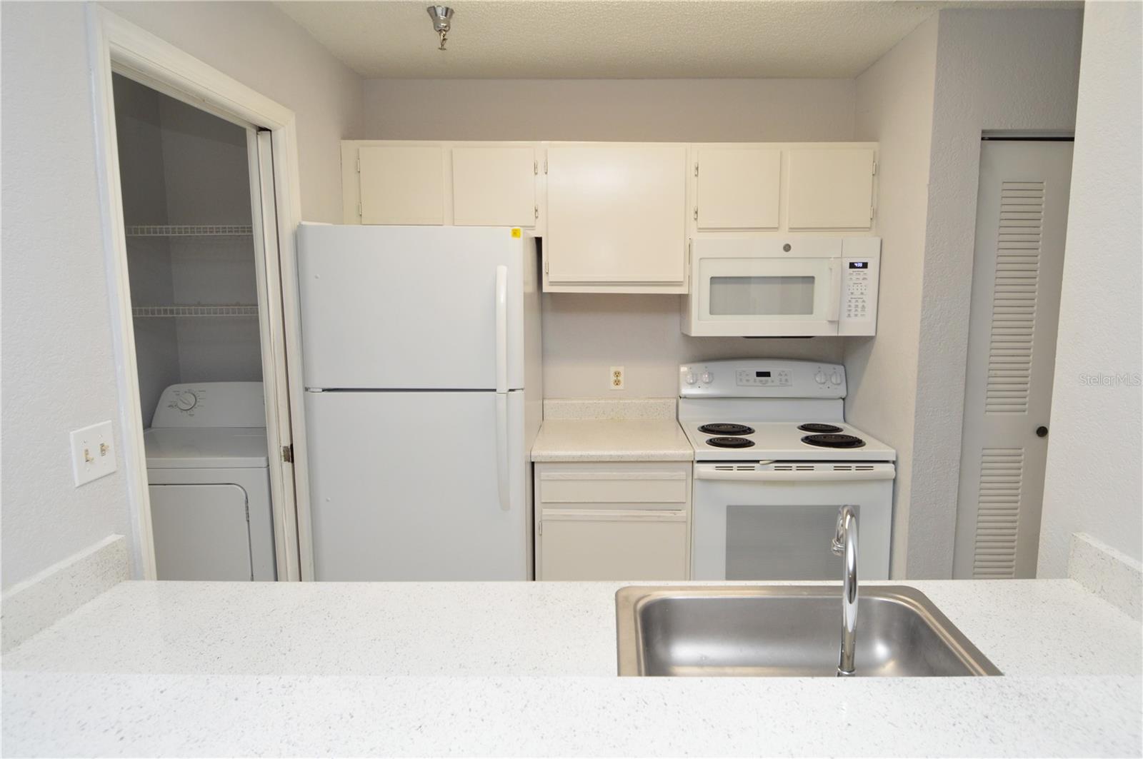 Image 4 of 95 For 10265 Gandy Boulevard N 1511