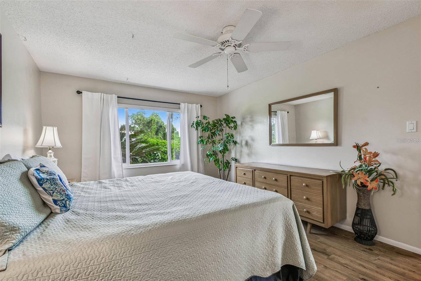 Image 41 of 74 For 3841 Trophy Boulevard 3841