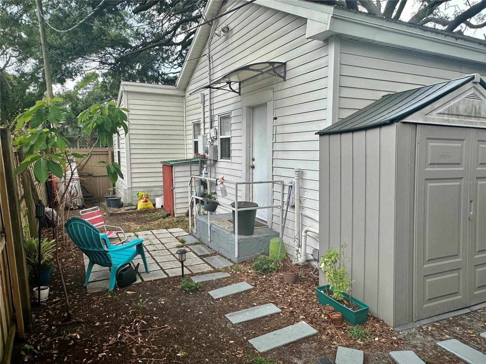 Image 11 of 13 For 310 21st Avenue S