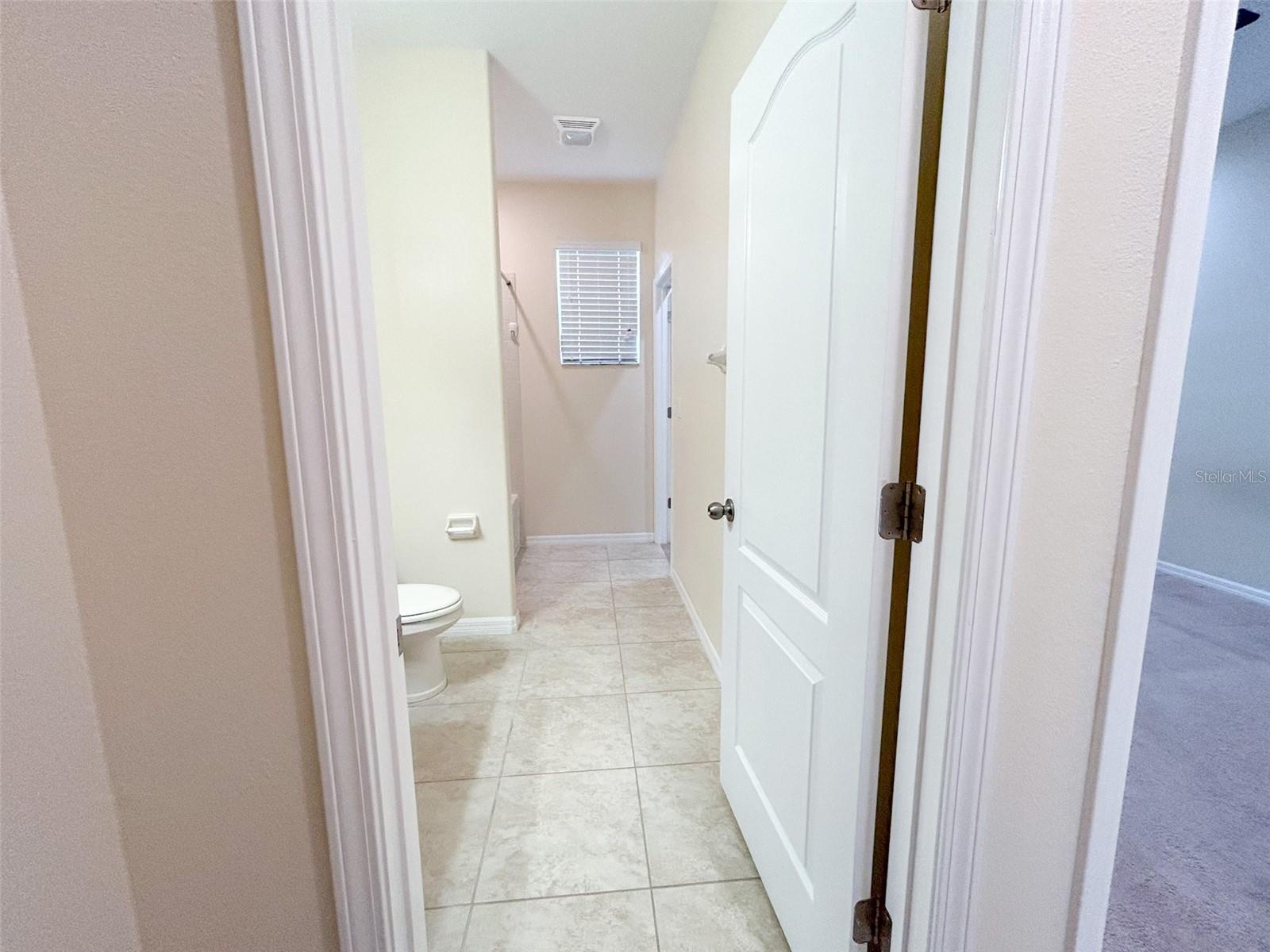 Image 17 of 63 For 13814 Bee Tree Court