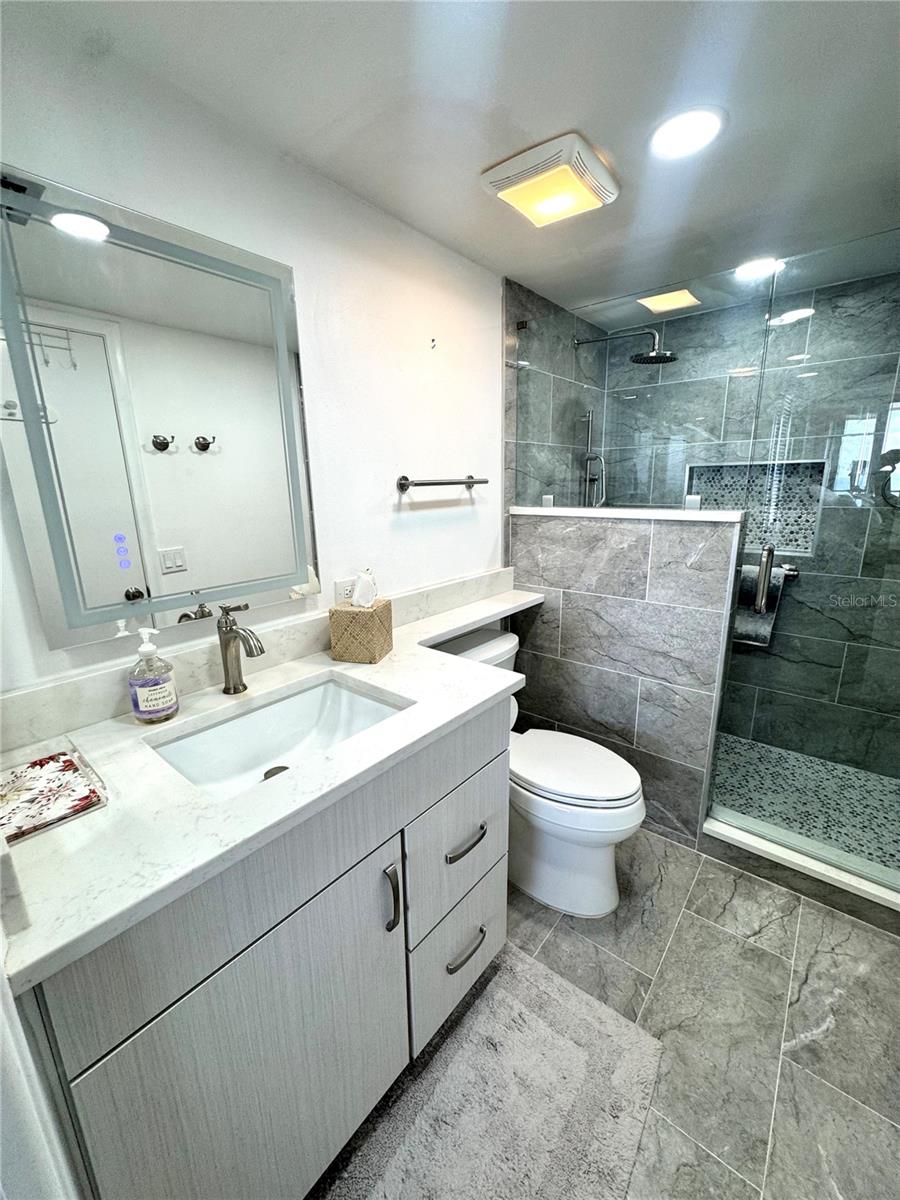 Image 16 of 74 For 5700 Escondida Boulevard S 403