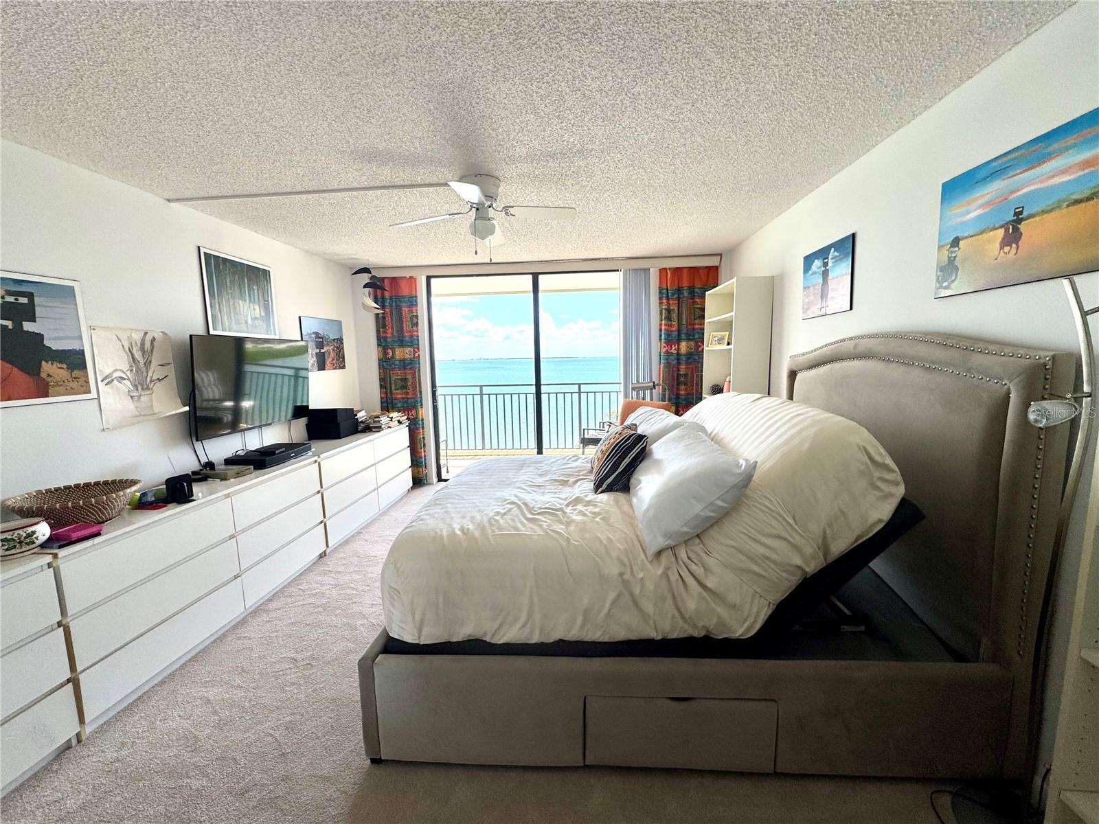 Image 22 of 74 For 5700 Escondida Boulevard S 403