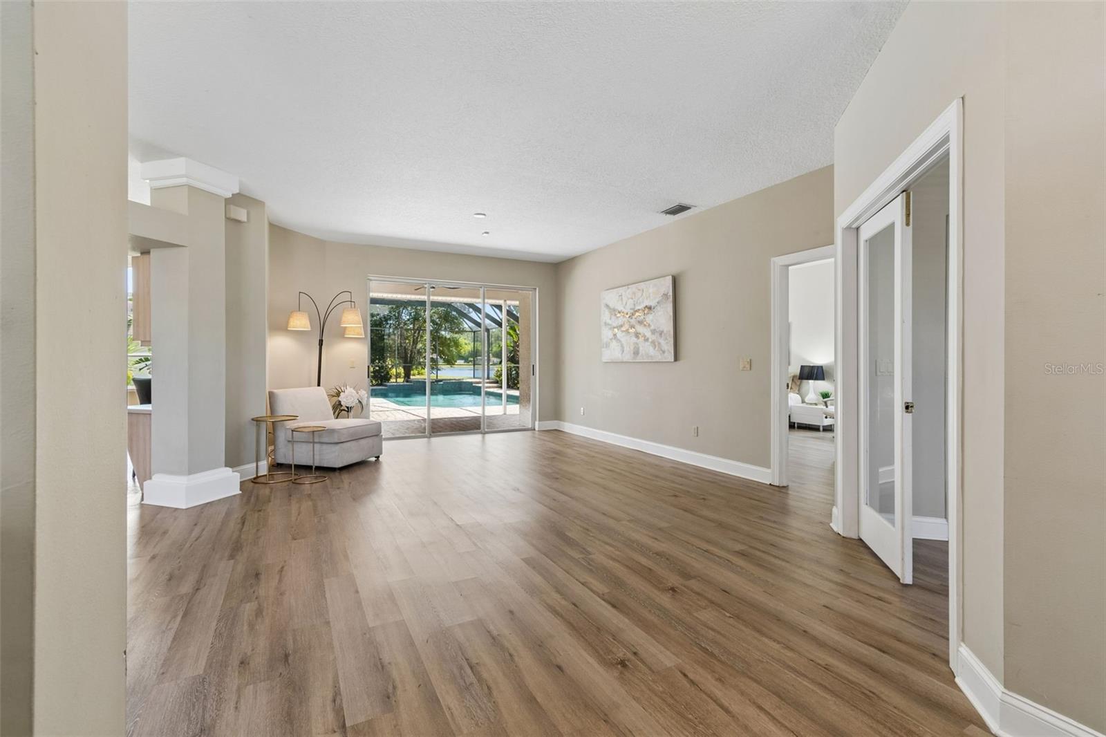 Image 11 of 56 For 19623 Lake Osceola Lane