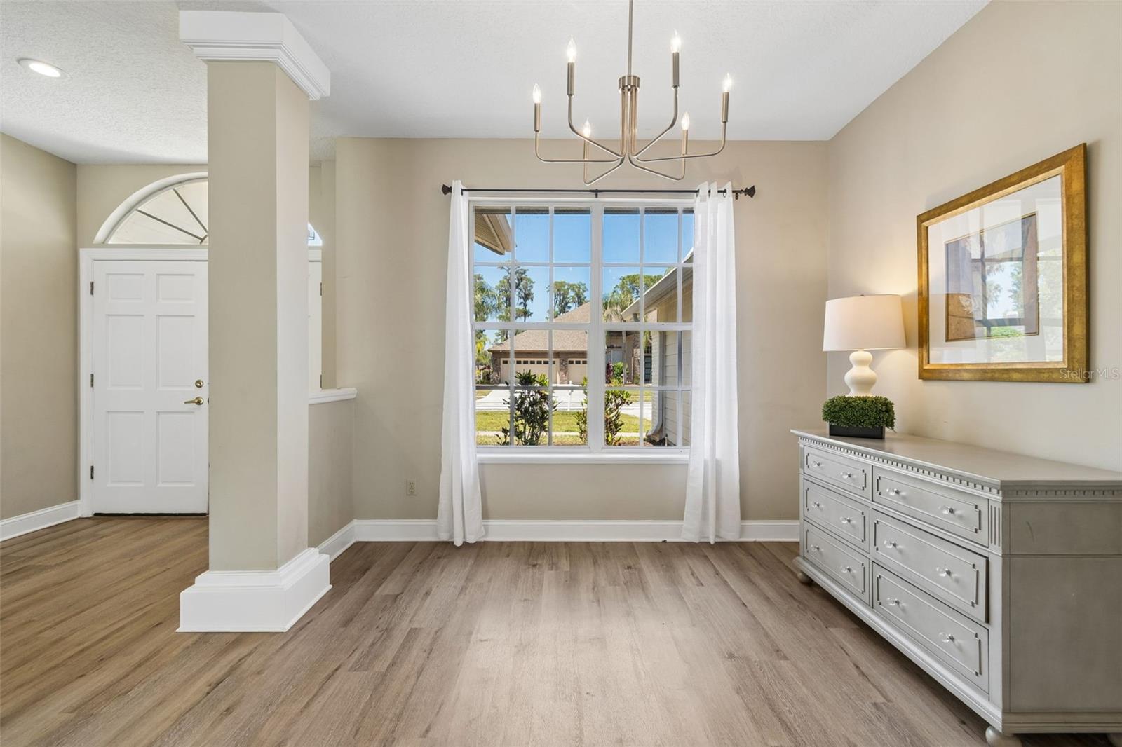 Image 12 of 56 For 19623 Lake Osceola Lane