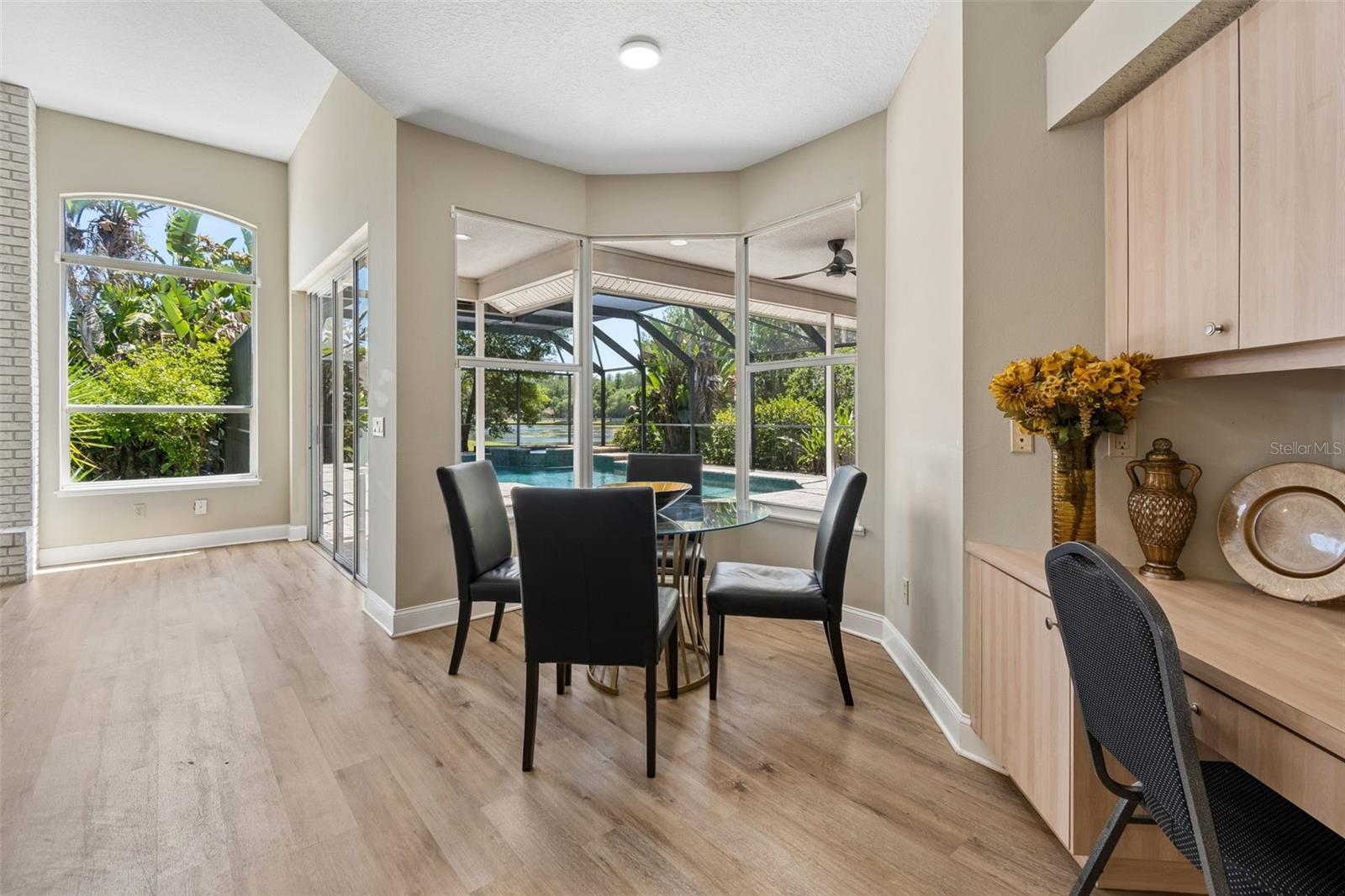 Image 17 of 56 For 19623 Lake Osceola Lane