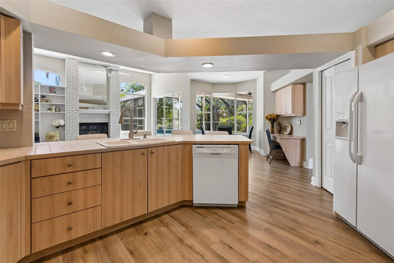 Image 20 of 56 For 19623 Lake Osceola Lane