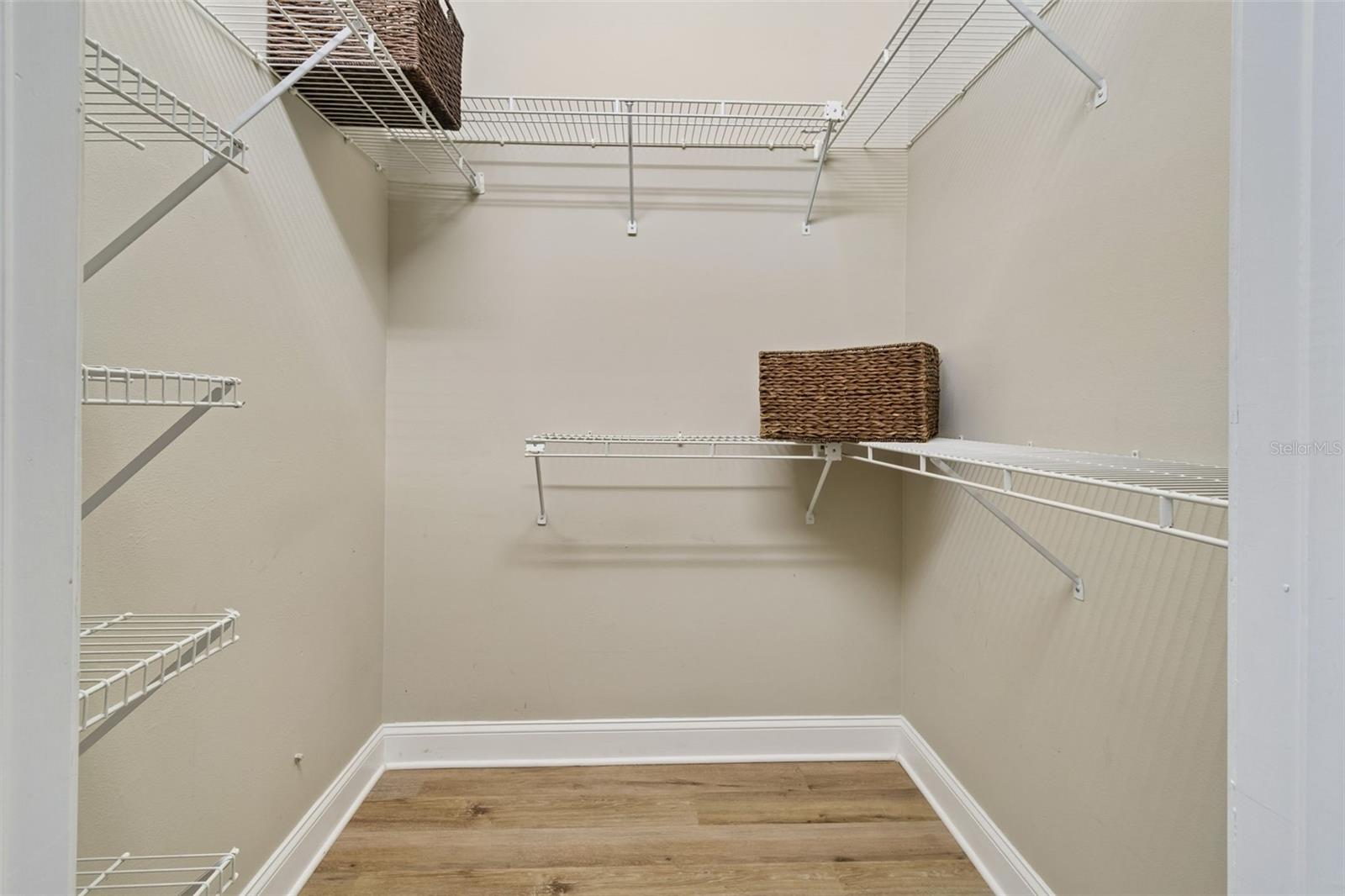 Image 32 of 56 For 19623 Lake Osceola Lane