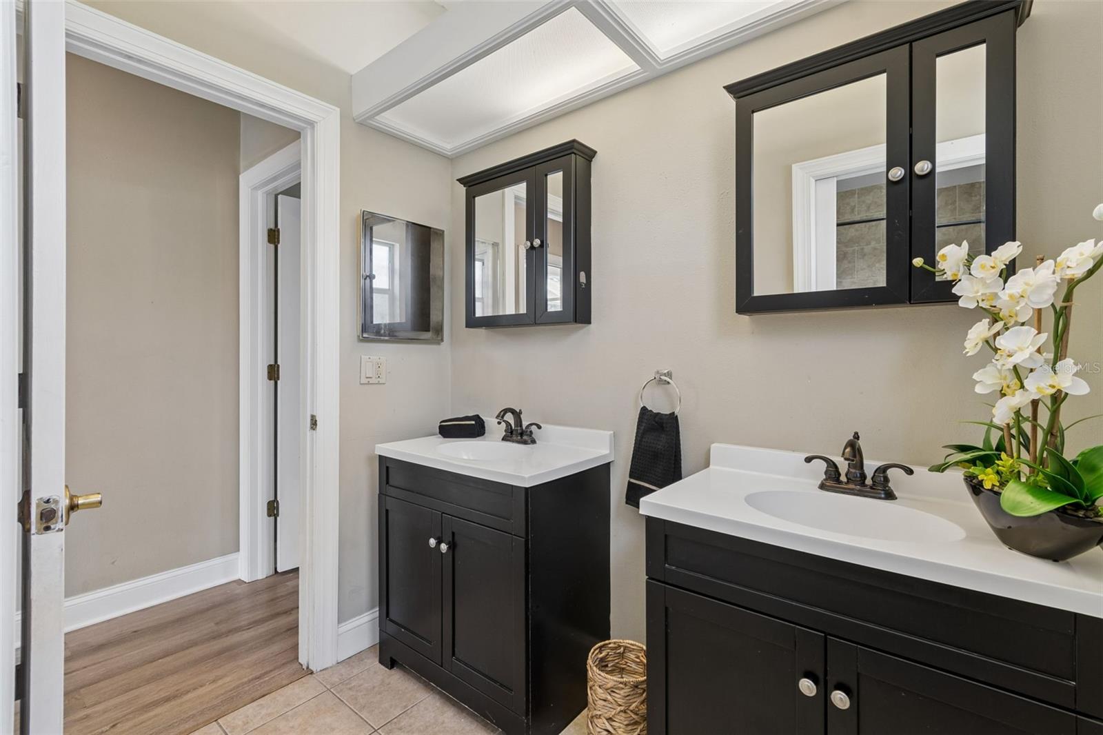 Image 39 of 56 For 19623 Lake Osceola Lane