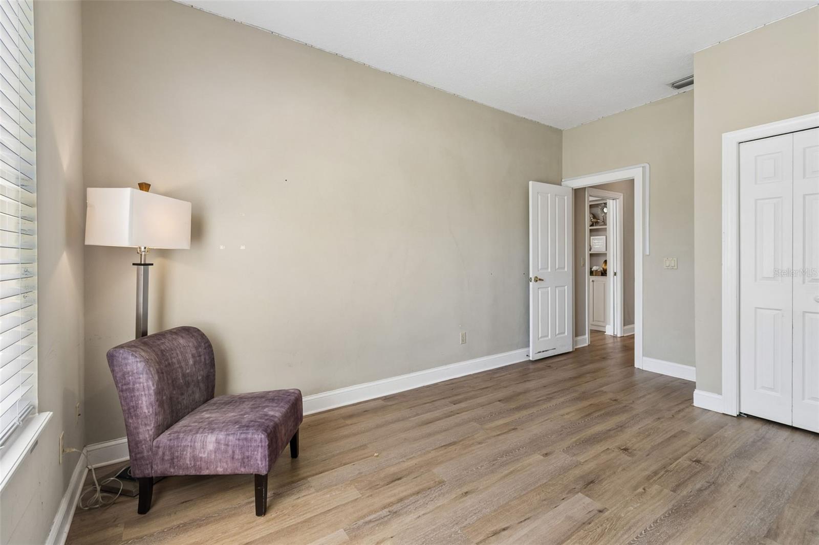 Image 43 of 56 For 19623 Lake Osceola Lane