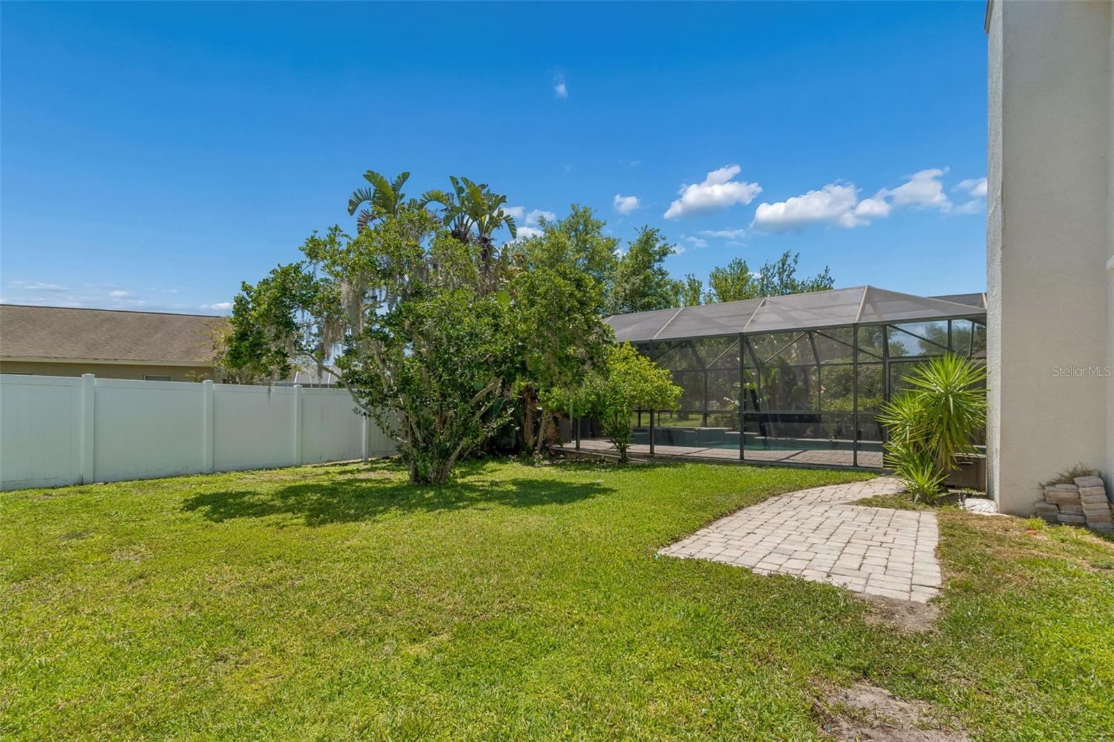 Image 48 of 56 For 19623 Lake Osceola Lane