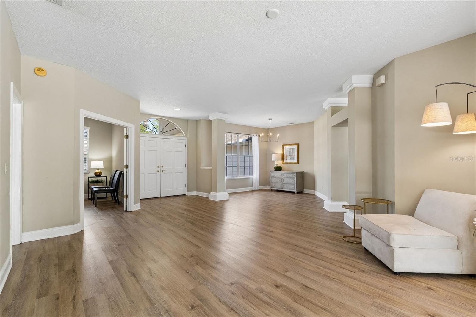 Image 9 of 56 For 19623 Lake Osceola Lane