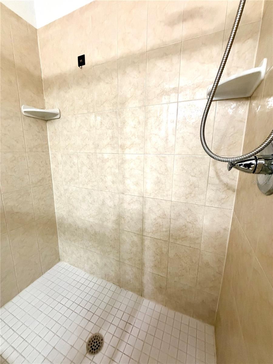 Image 14 of 20 For 5100 Burchette Road 3102